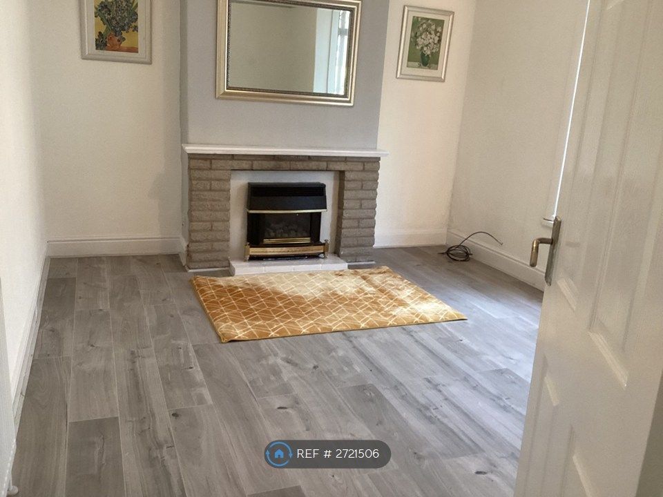 Property photo 3 of 24