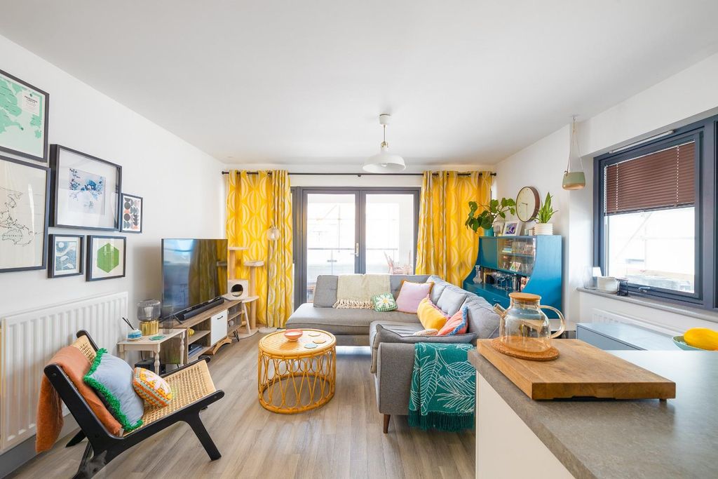 Property photo 1 of 17 292, Paintworks, Arnos Vale, Bristol, Bs4 3Aw1.Jpg