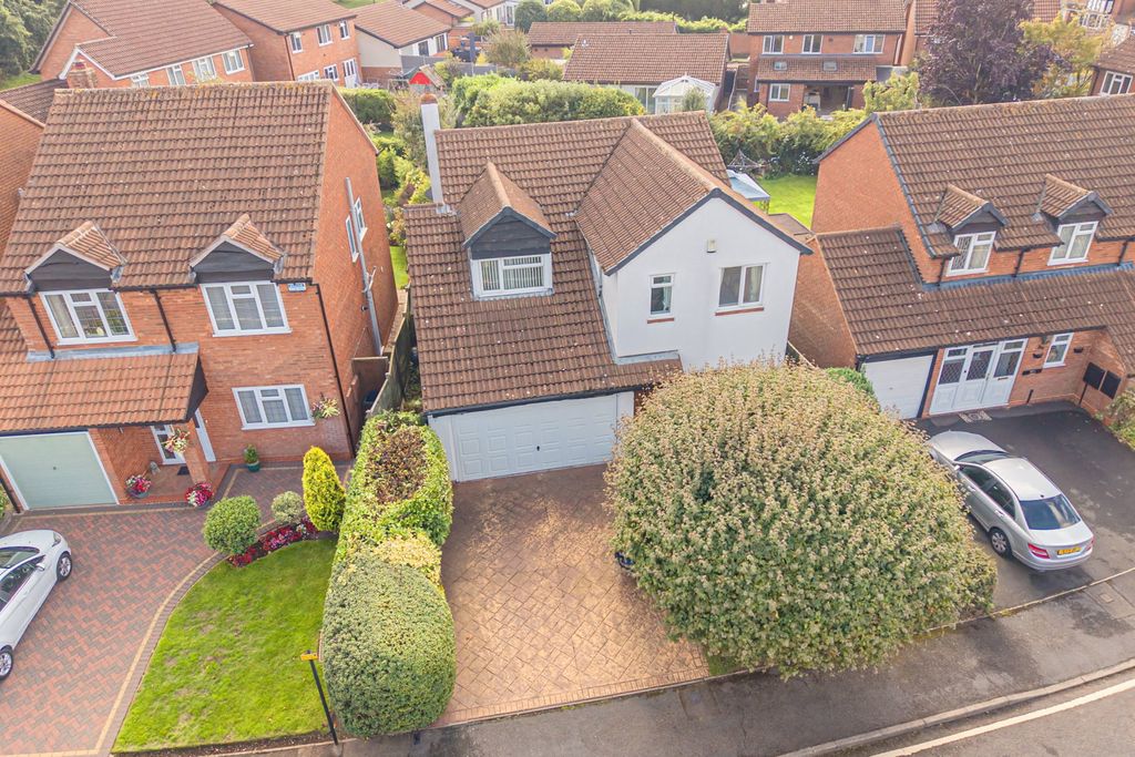Property photo 1 of 35