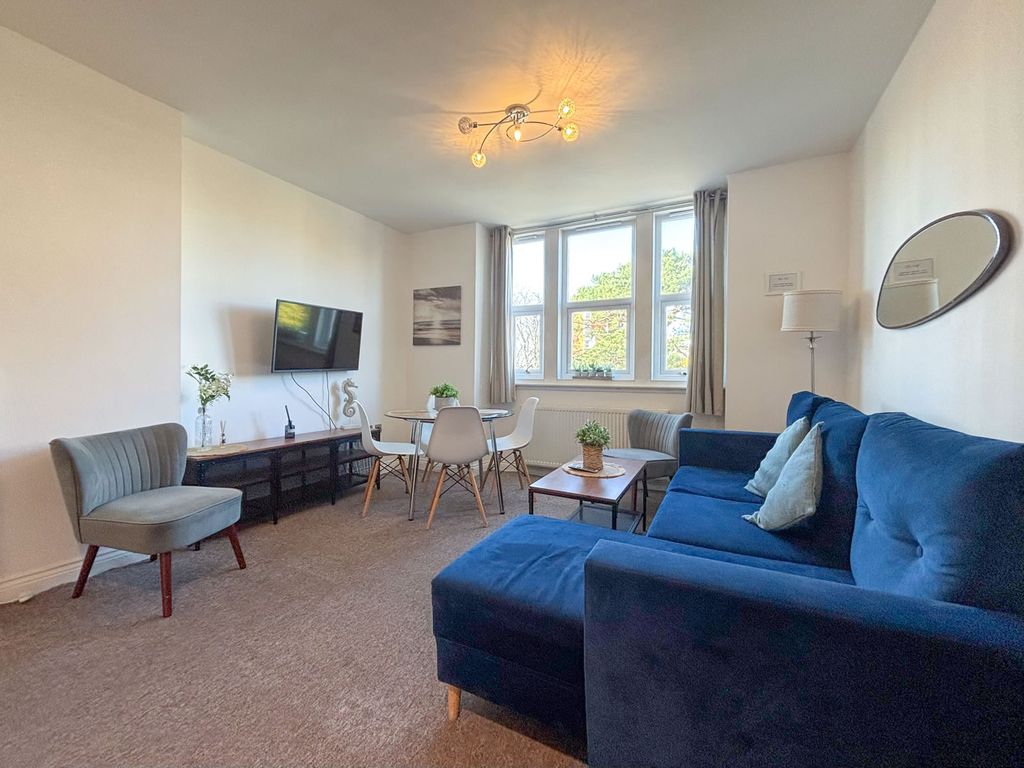 Property photo 2 of 10 Westclif985757524-10-2025__16-29-48_Img_7680_Edited.Jpg