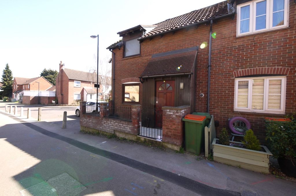 Property photo 1 of 13 3428060