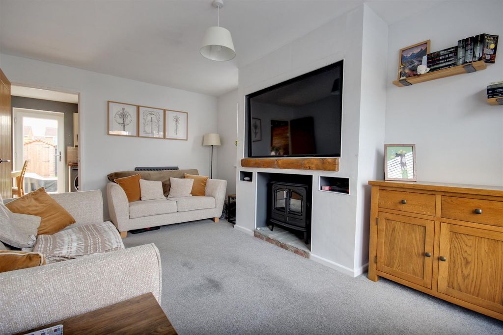 Property photo 3 of 13 Bm (12).Jpg