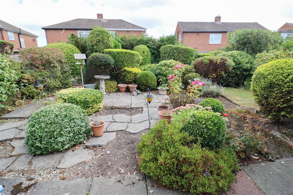 Property photo 2 of 4