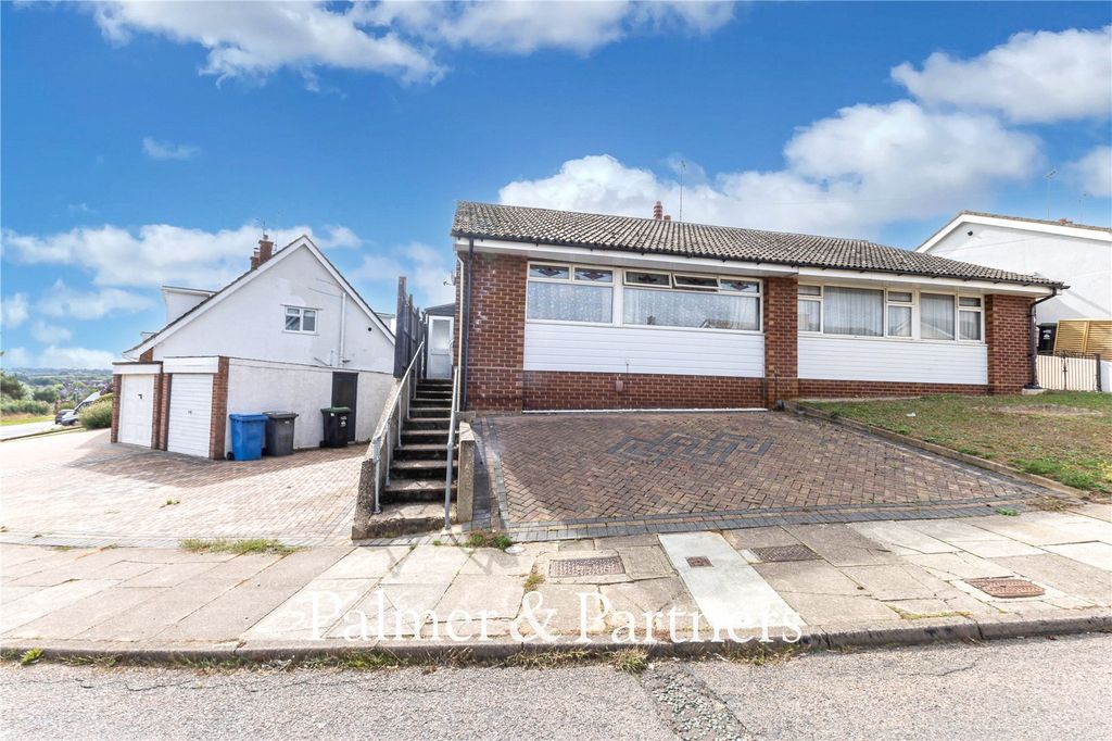Property photo 1 of 11 Picture No. 10