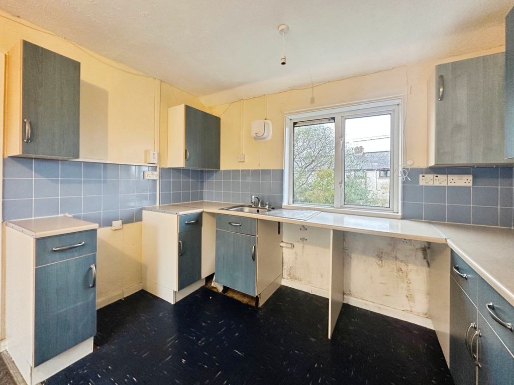 Property photo 3 of 18 4865212