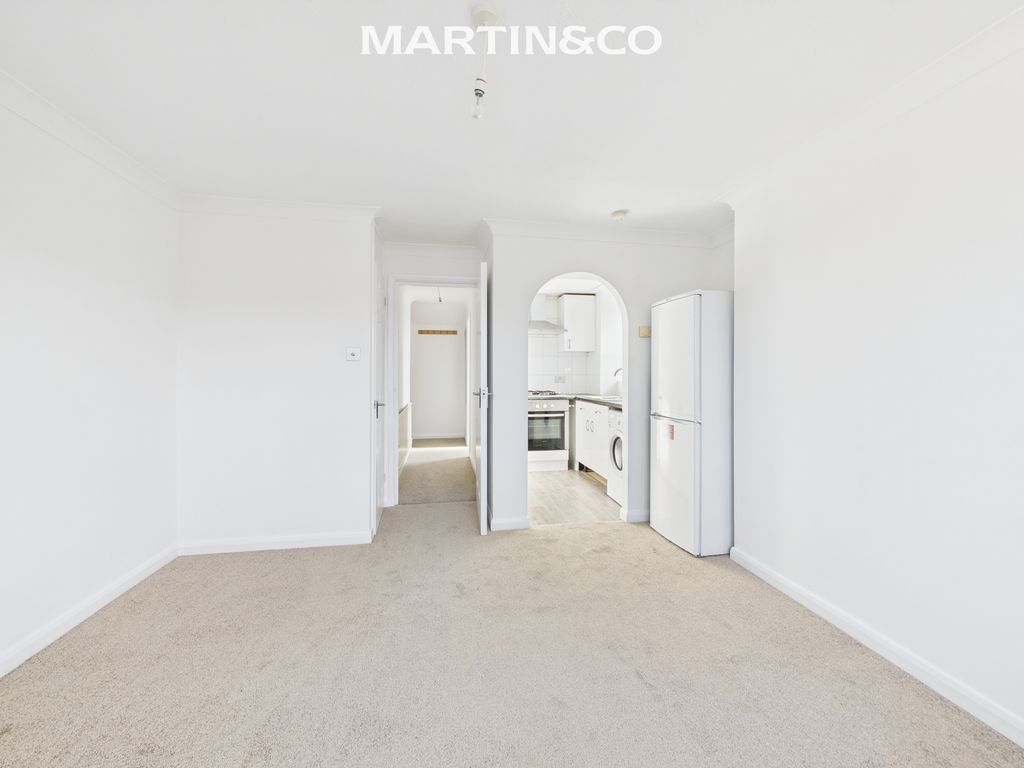 Property photo 2 of 7 Cam03627G0-Pr0094-Still003