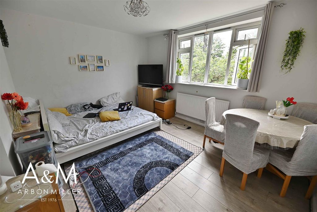 Property photo 2 of 8 2.Jpg
