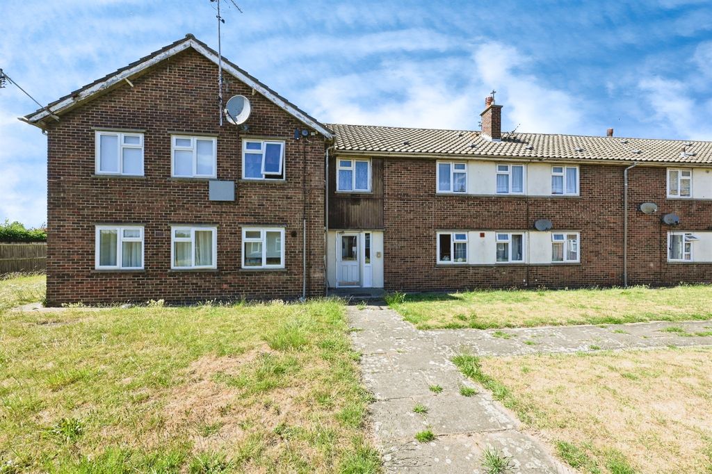Property photo 1 of 11