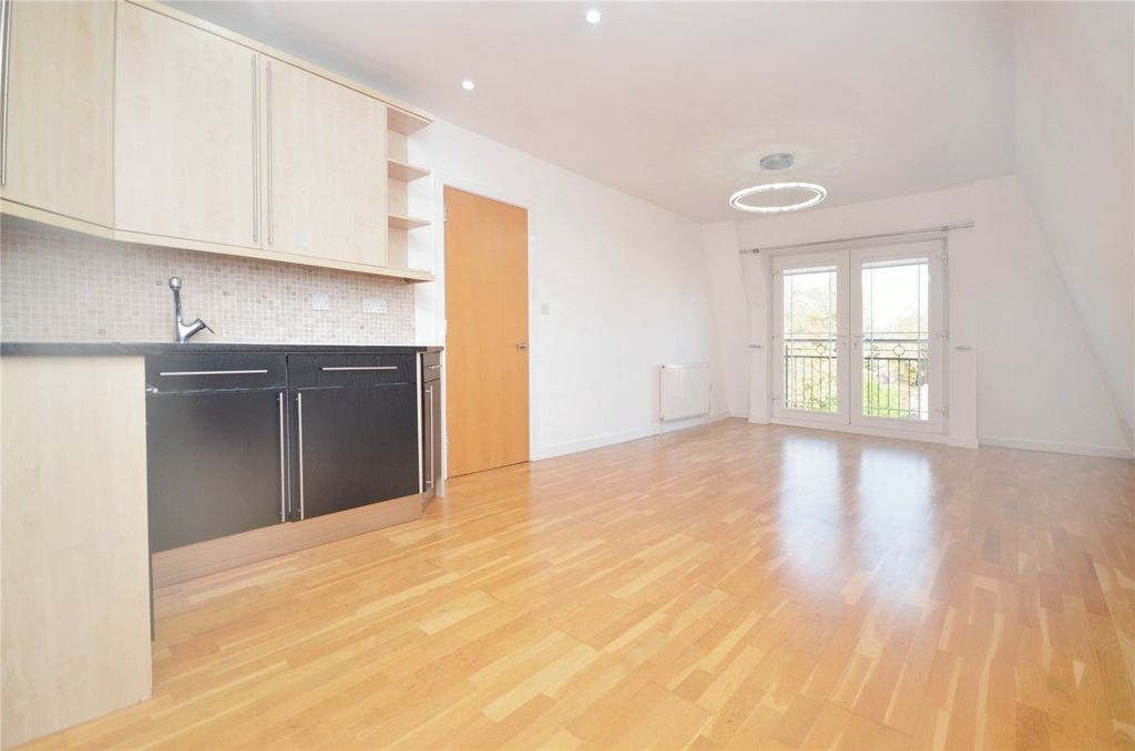 Property photo 2 of 9 Picture No. 05