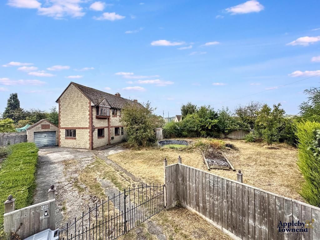 Property photo 1 of 33