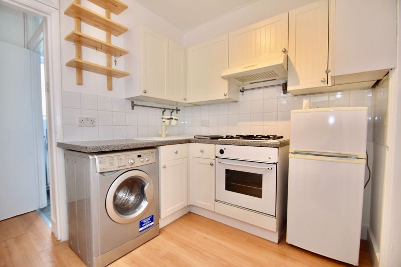 Property photo 2 of 11 Photo 7