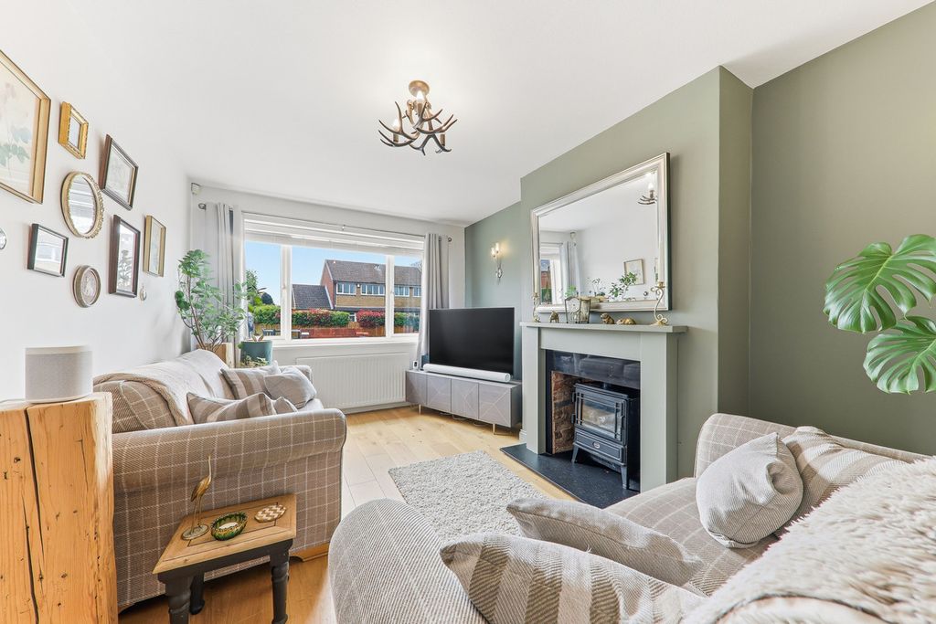 Property photo 2 of 26