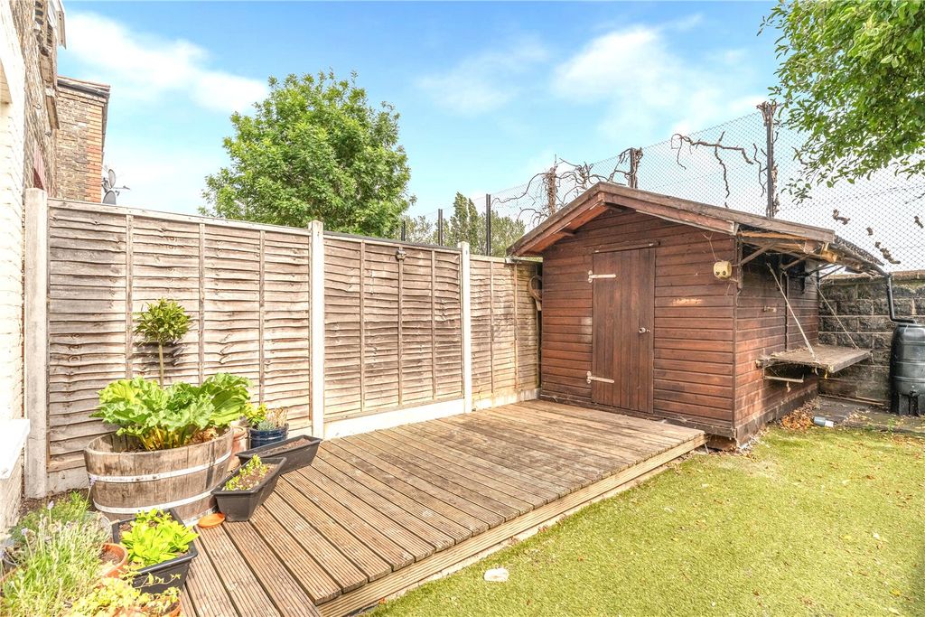 Property photo 3 of 15 Picture No. 19