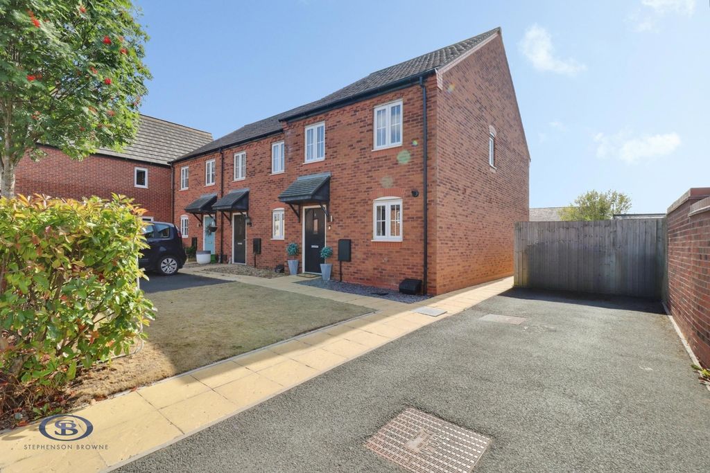 Property photo 1 of 19 Pbox-Img.Jpg