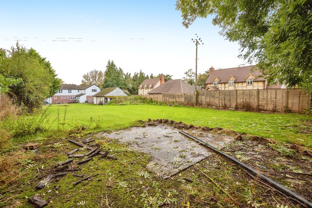 Property photo 3 of 14