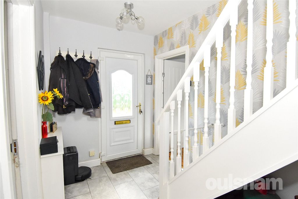 Property photo 2 of 21 Picture No. 11