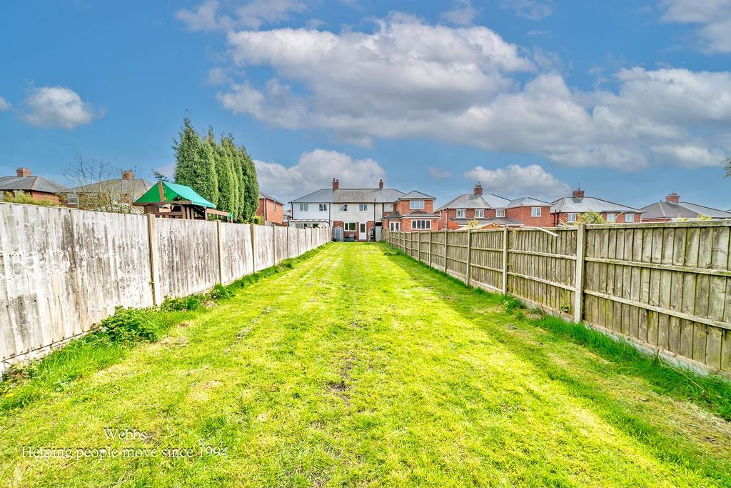 Property photo 2 of 30 Webbs-26.Jpg