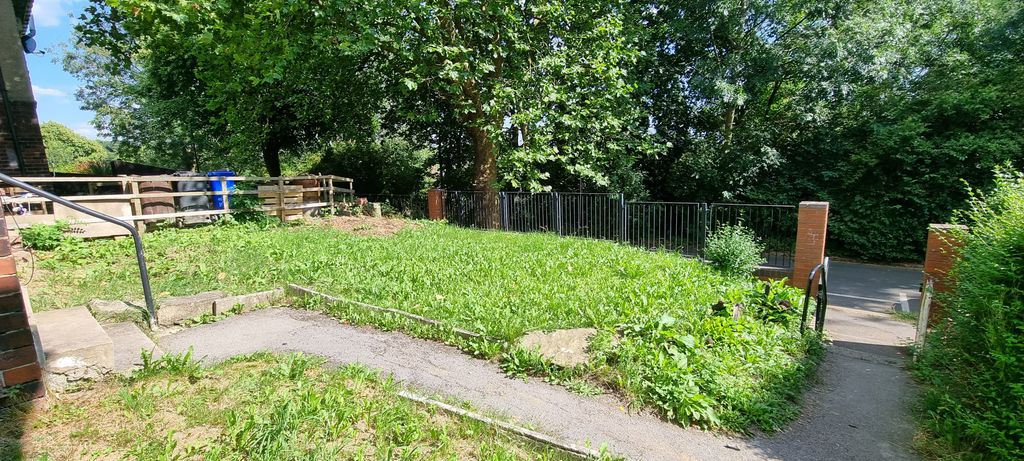 Property photo 2 of 15