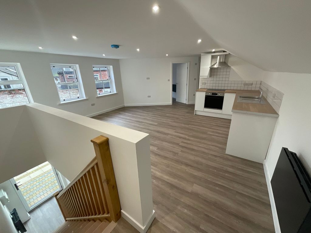 Property photo 3 of 10 Reception Room