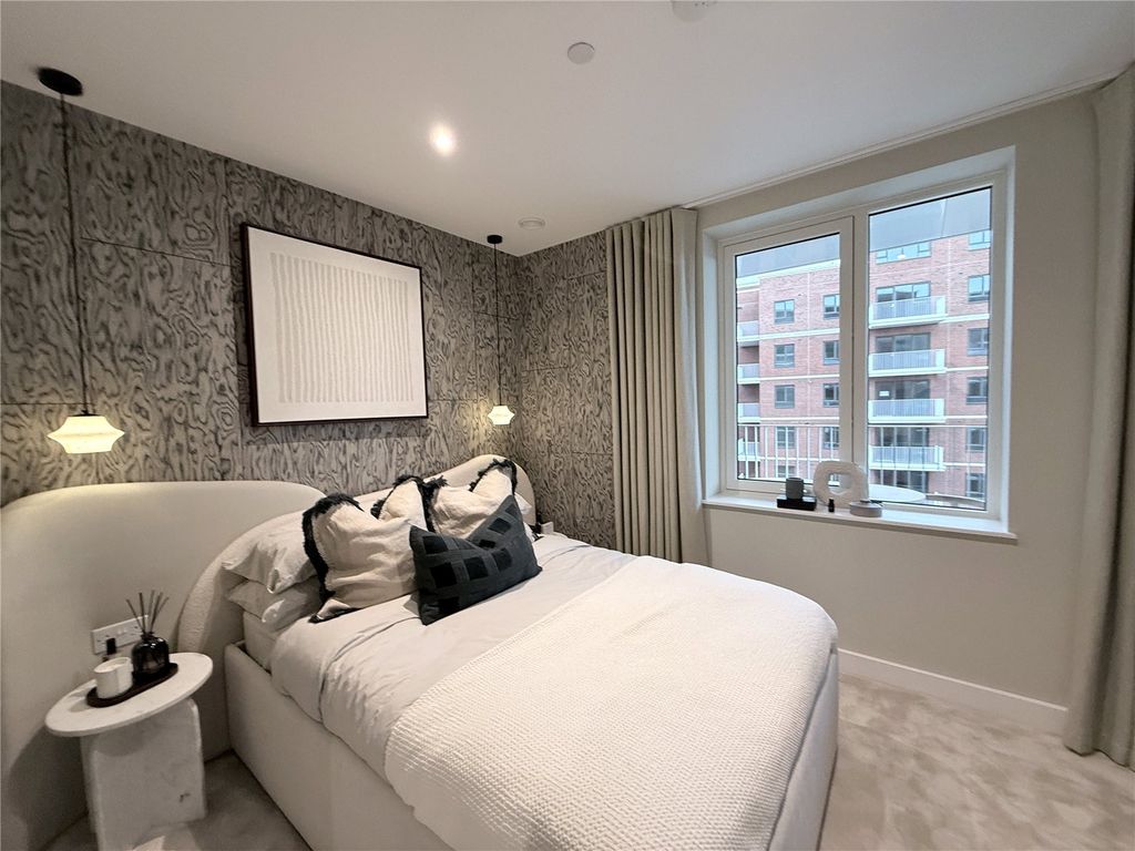 Property photo 2 of 8 Picture No. 04