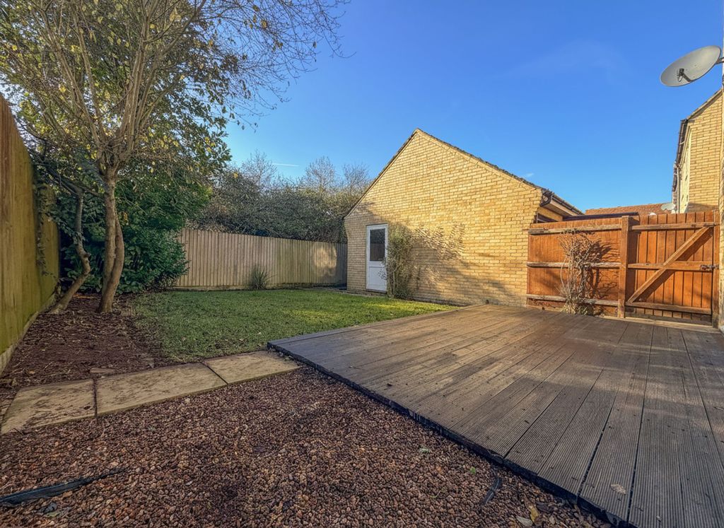 Property photo 2 of 18