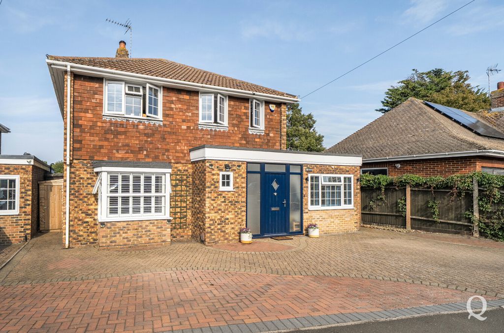 Property photo 1 of 31 66542B70-A5cd-4Bf...