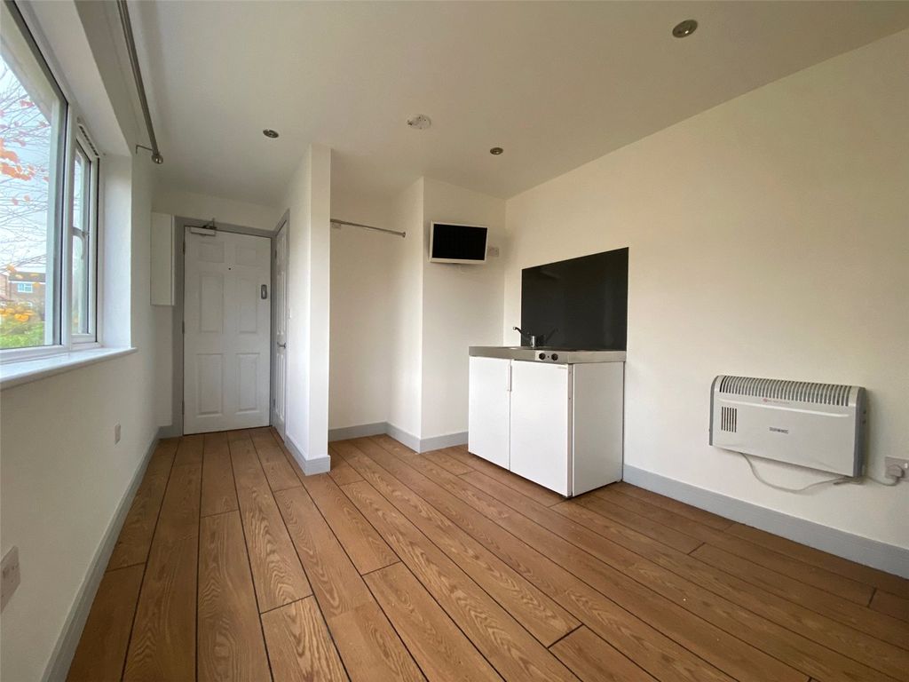 Property photo 2 of 4 Picture No. 05