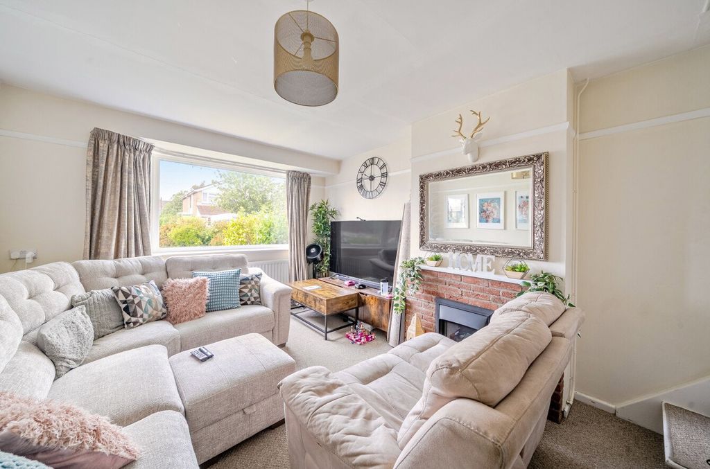 Property photo 2 of 10 1299977-35-6841B4...