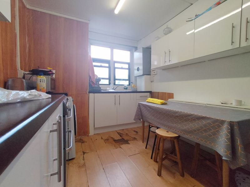 Property photo 3 of 14 Photo 10