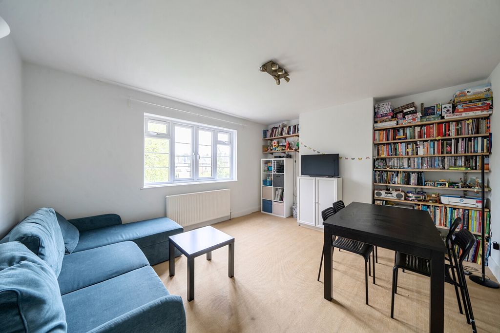 Property photo 3 of 17 1432897-10-69De65...