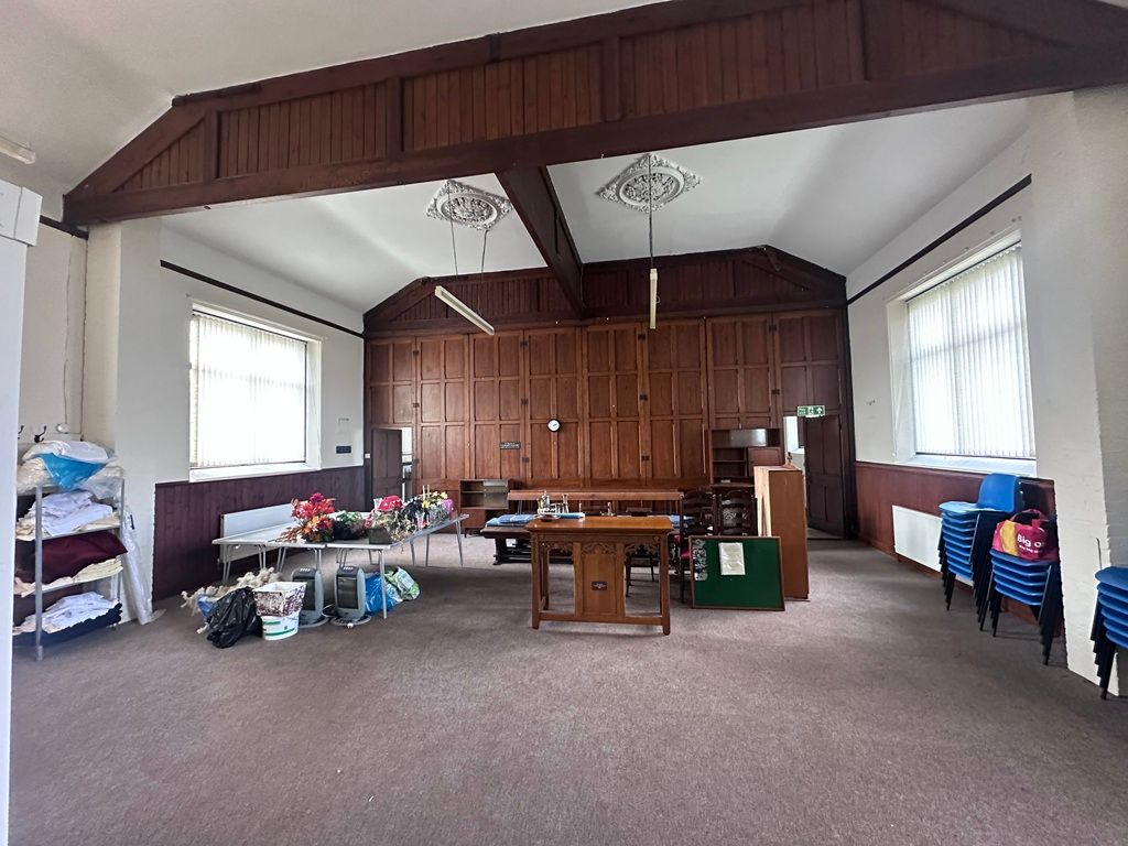 Property photo 3 of 8