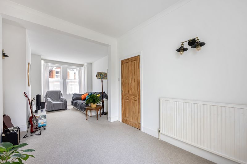 Property photo 2 of 19 Photo 5