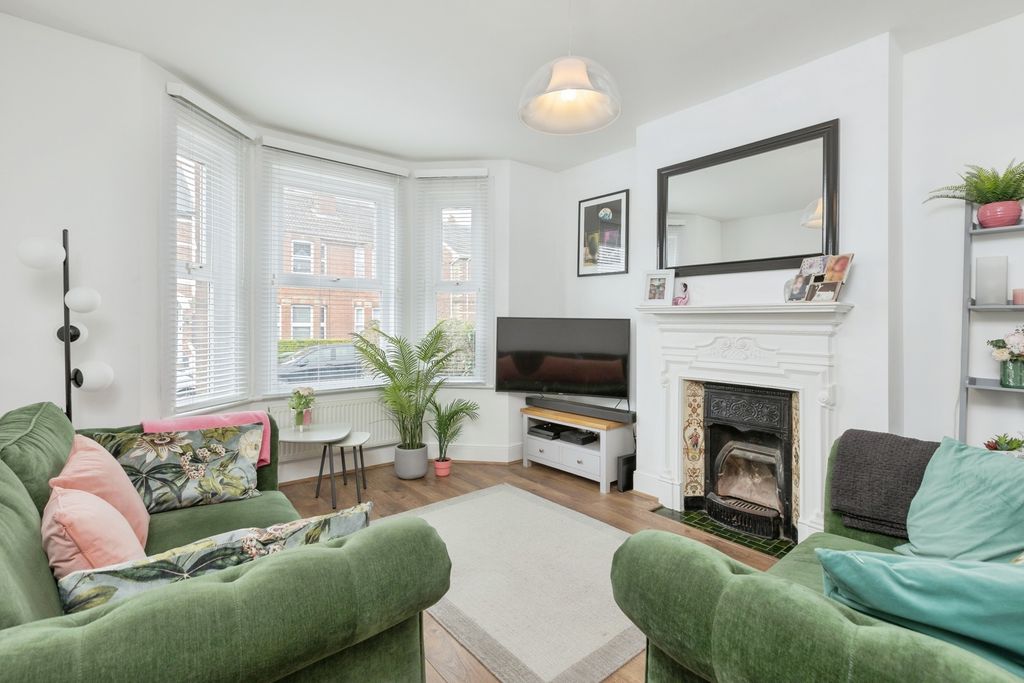 Property photo 2 of 15 Pbox-Img.Jpg