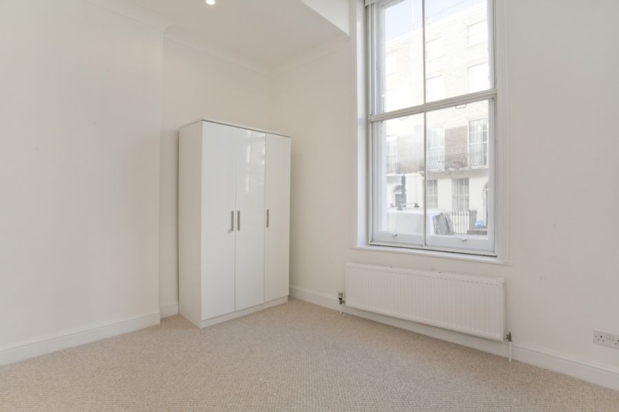 Property photo 3 of 5