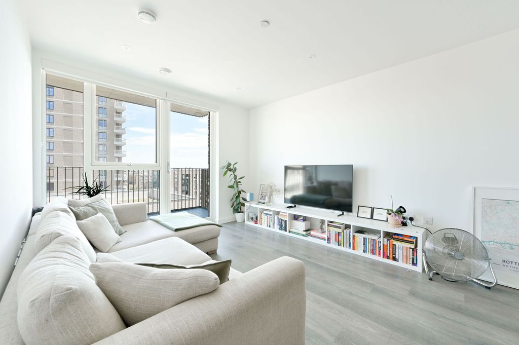 Property photo 1 of 9