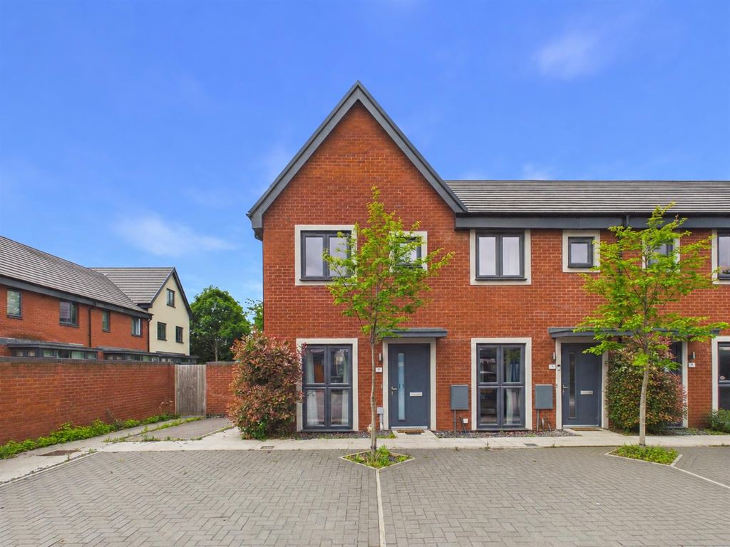 Property photo 1 of 15