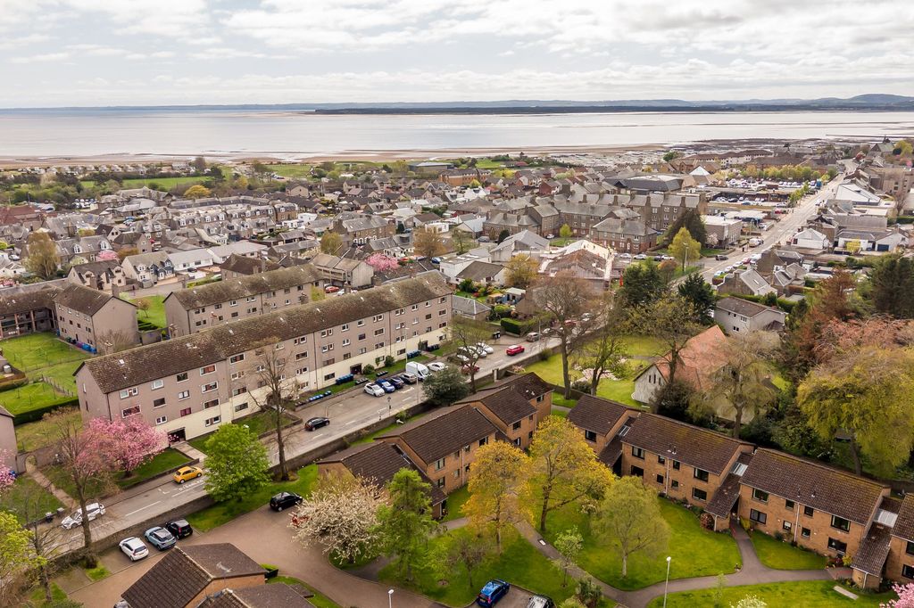 Additional image 17 of 2 bed flat for sale40 Greenbourne Gardens, Monifieth DD5