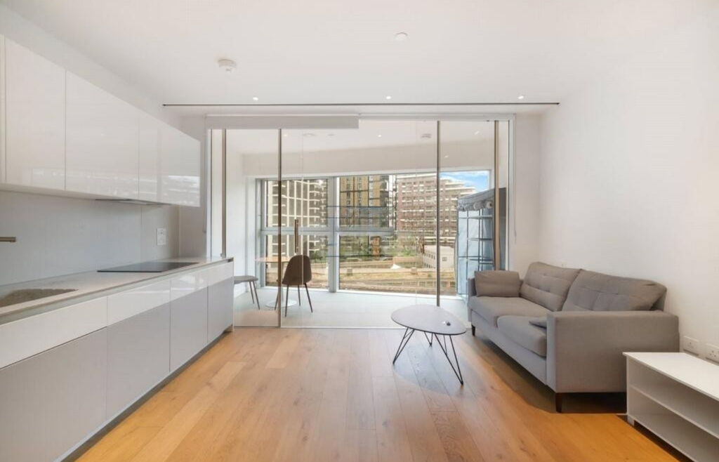 Property photo 1 of 9