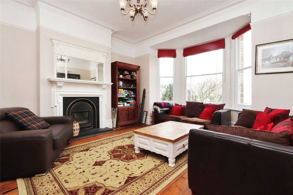 Property photo 2 of 19 Picture No. 07