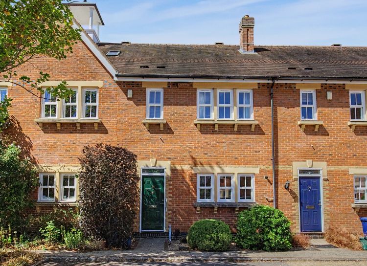 Property photo 2 of 9 336501