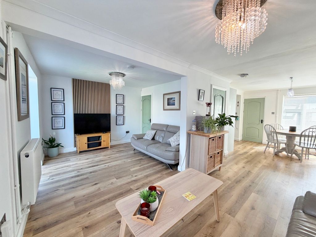 Property photo 2 of 47