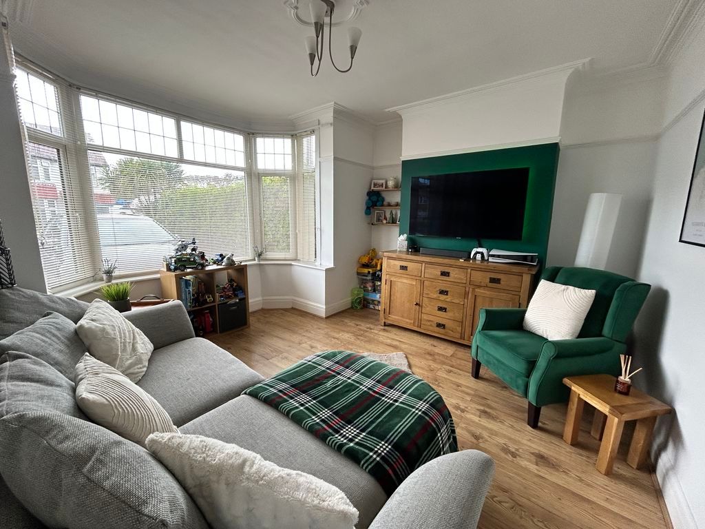 Property photo 2 of 22 Photo 3