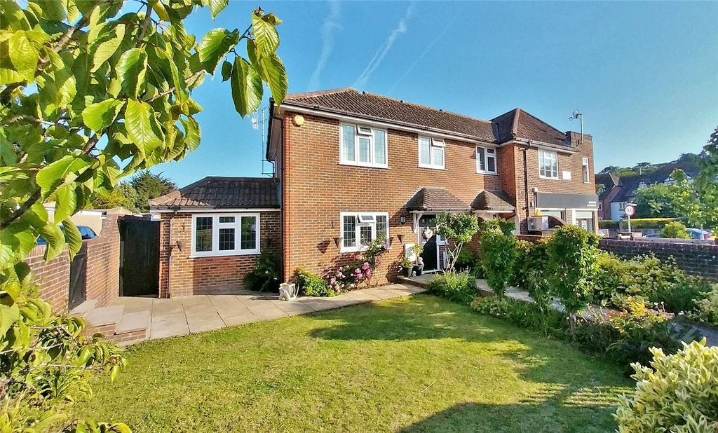 Property photo 1 of 16 Picture No. 24