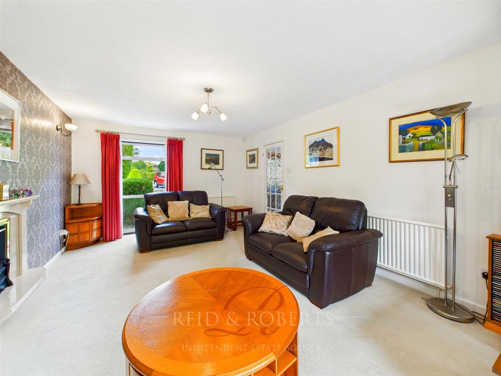 Property photo 3 of 30 Cam03999G0-Pr0173-Still003.Jpg