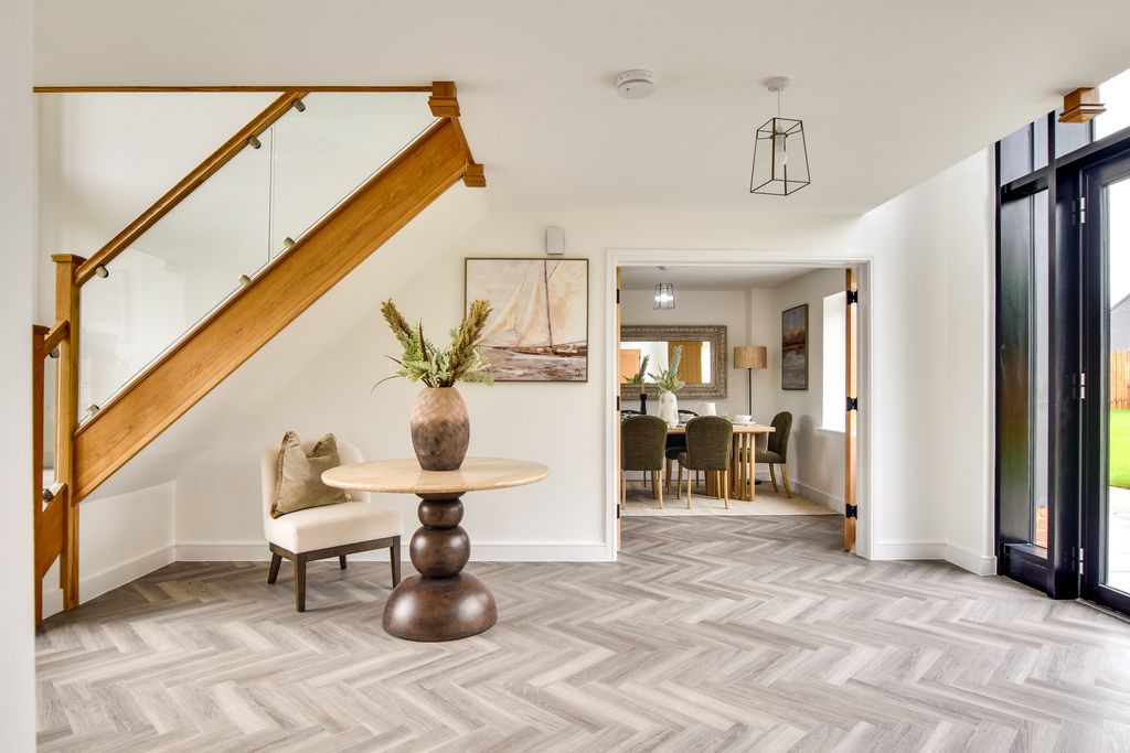 Property photo 2 of 26