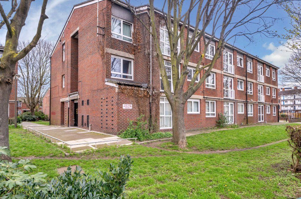 Property photo 1 of 1 External