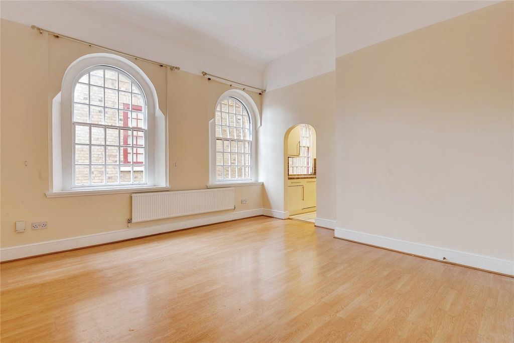 Property photo 2 of 10 Picture No. 07