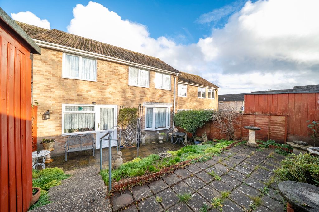 Property photo 2 of 21