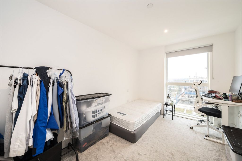 Property photo 3 of 8 Picture No. 04