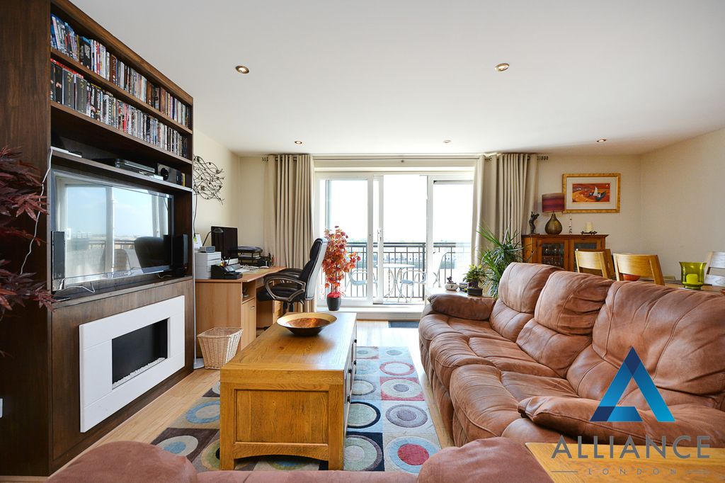 Property photo 2 of 9